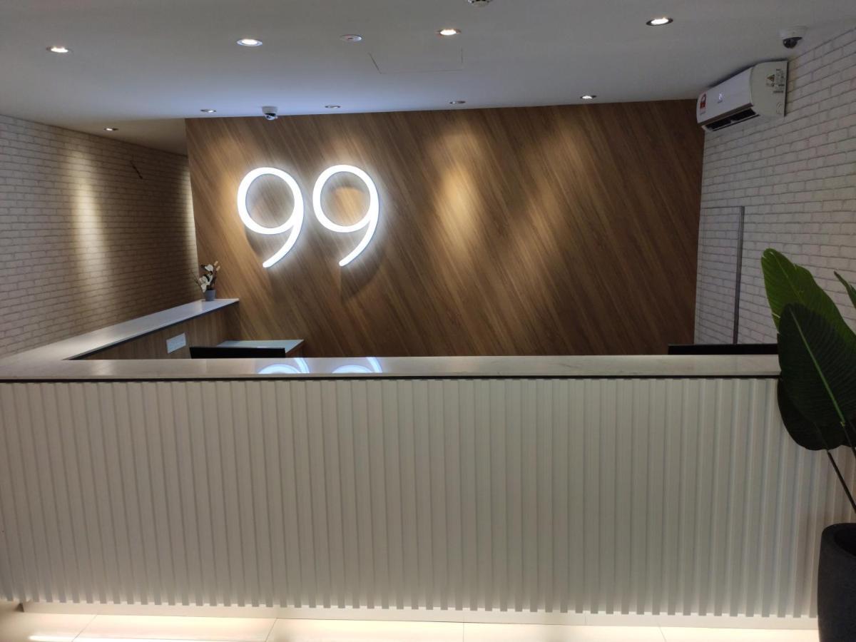 Hotel 99 Seri Kembangan Serdang Dış mekan fotoğraf