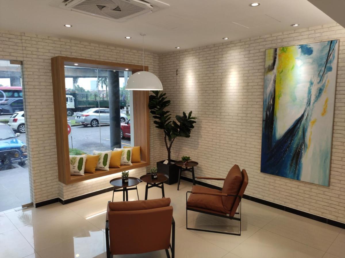 Hotel 99 Seri Kembangan Serdang Dış mekan fotoğraf